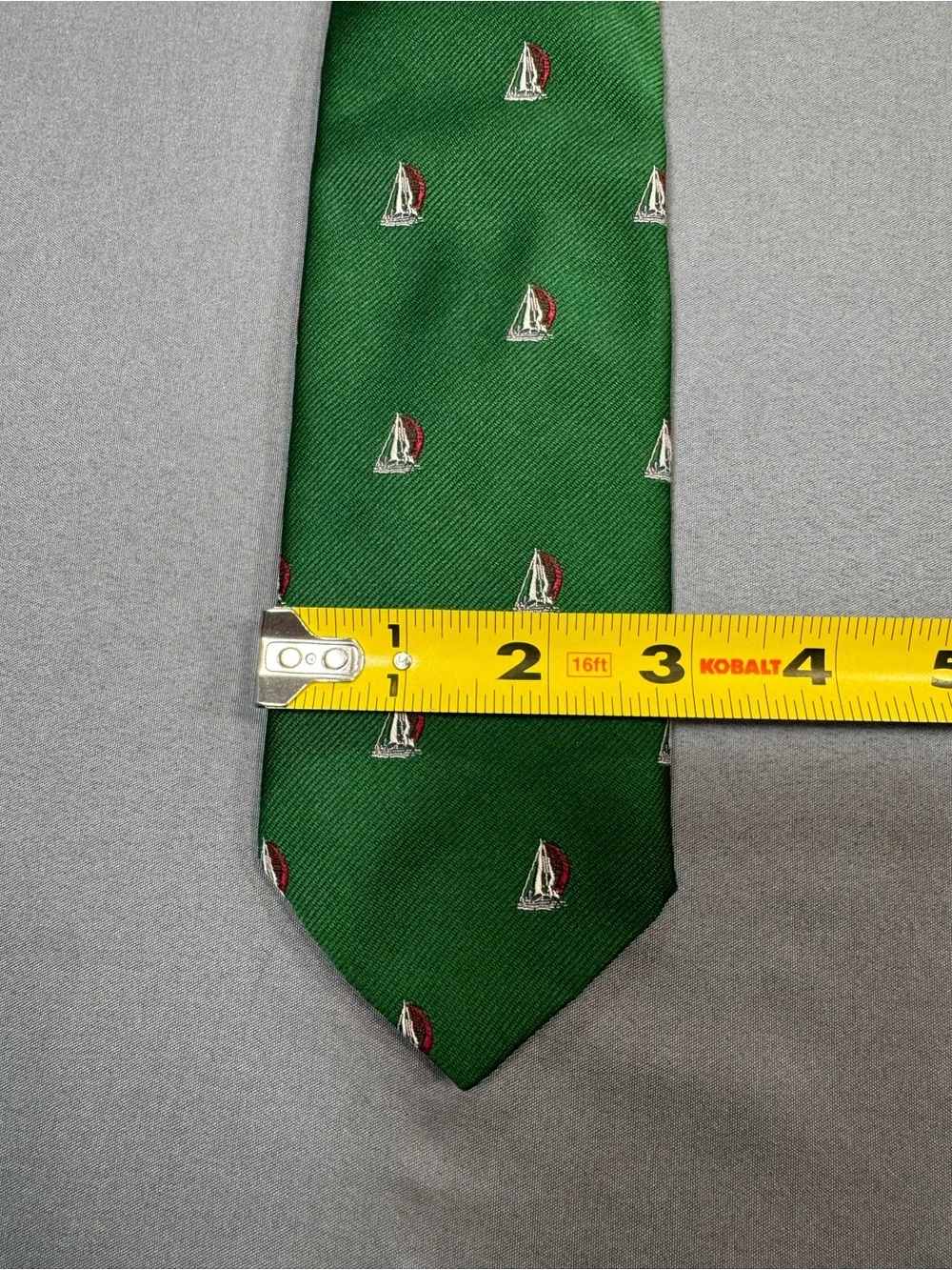 Vintage Jonathan Bach 100% Silk Green Tie With Sailboats